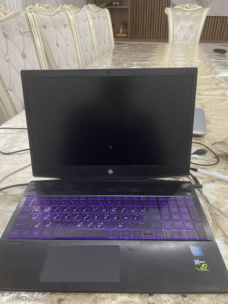 Срочно сотилади!!!Notebook HP Pavilion gaming