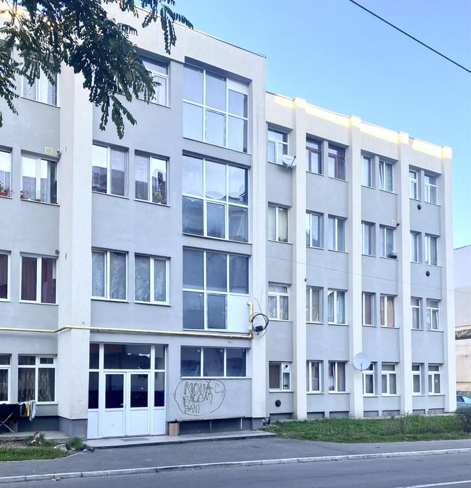 Vindem cameră de cămin