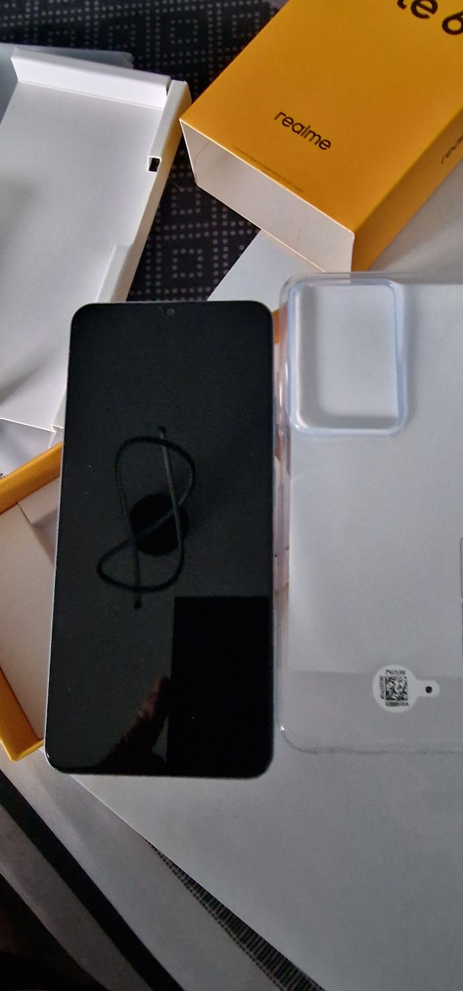 Продавам Realmi Note 60