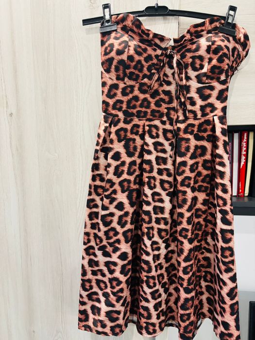 Lot haine de vara rochii si bluze