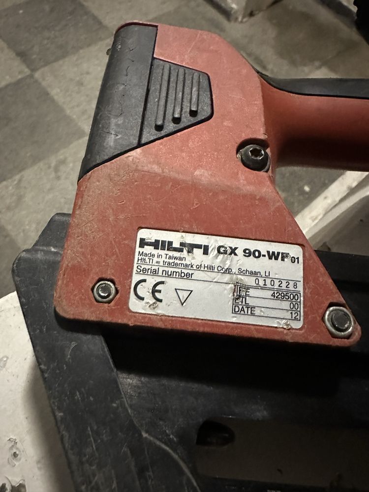 Hilti GX 90-WF пистолет за  пирони