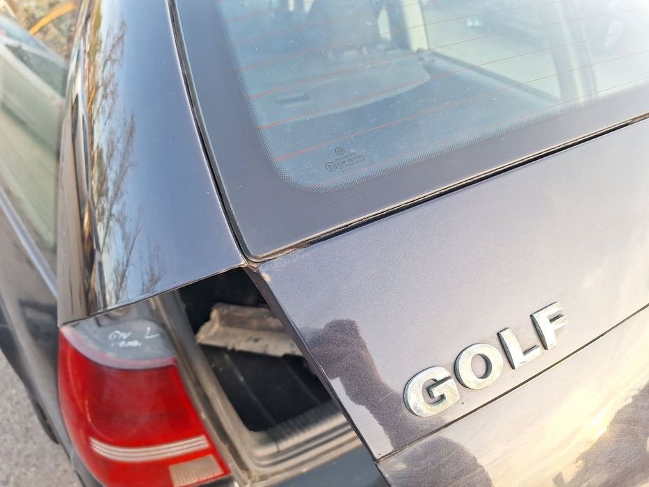 Haion portbagaj cu luneta dezechipat VOLKSWAGEN GOLF IV Variant 1J5 1999 - 2006 , negru LC9Z