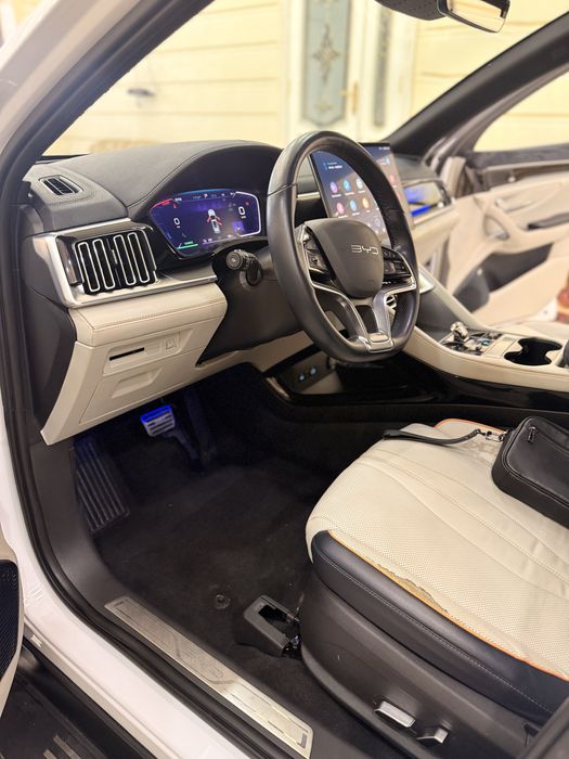 Byd chempion 605 km full