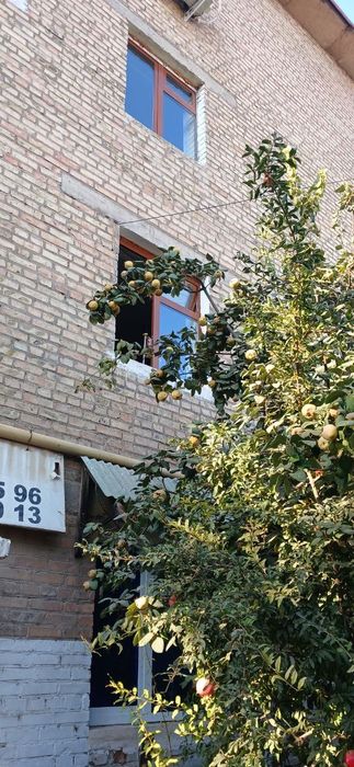 Квартира сотилади