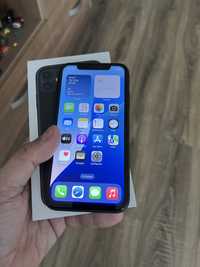 iPhone 11 negru, memorie 64Gb, baterie 76%, husa, frumos, la cutie