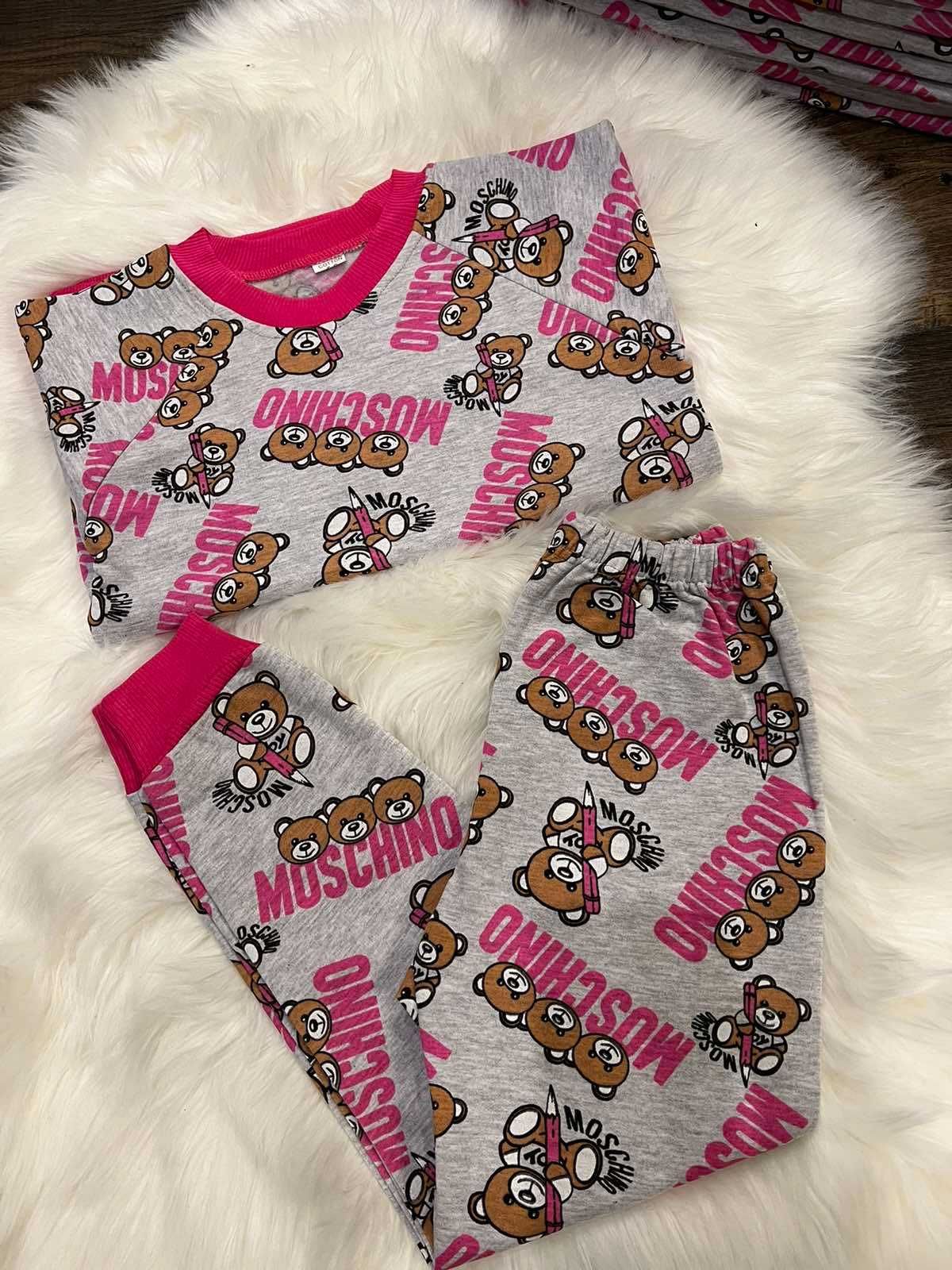 Ново!Детски екип "Moschino"