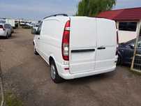 Usi spate mercedes vito