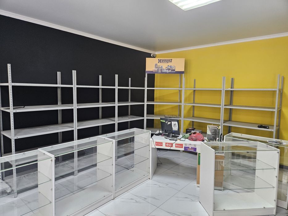 Продам ветрины со сталом