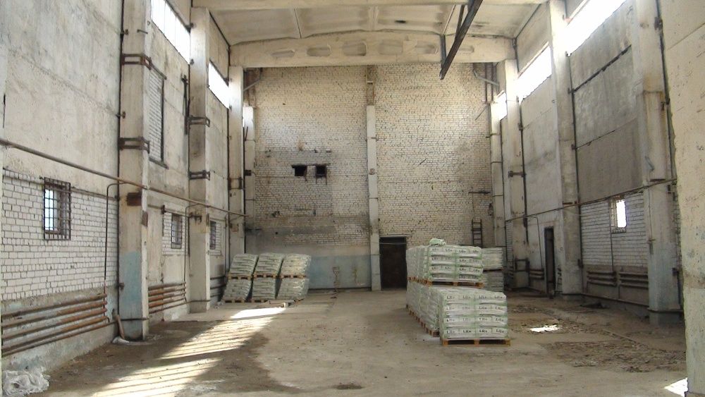 Складские помещения с кран балкой , склады , производственные помещени