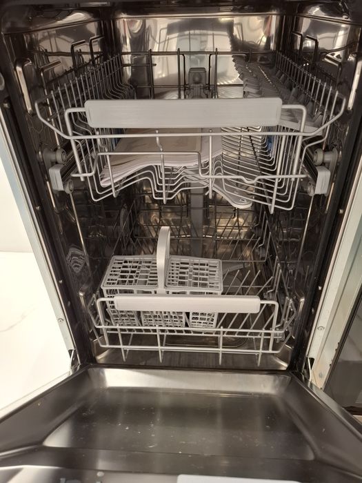 Съдомиялна Whirlpool