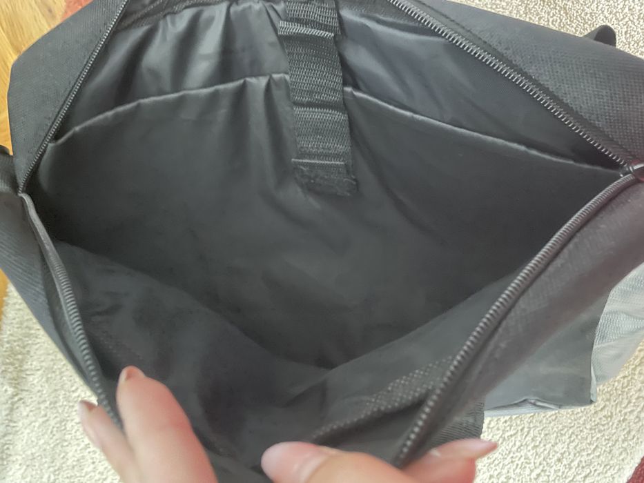 Чанта за лаптоп