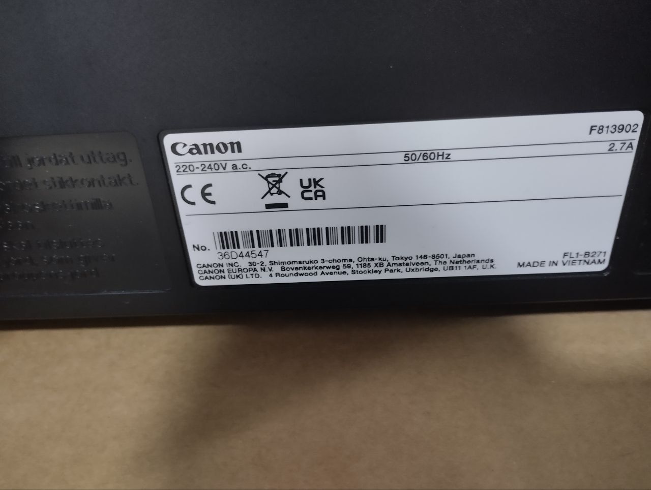 printer yangi 1-zapravkasi tugamagan xolda