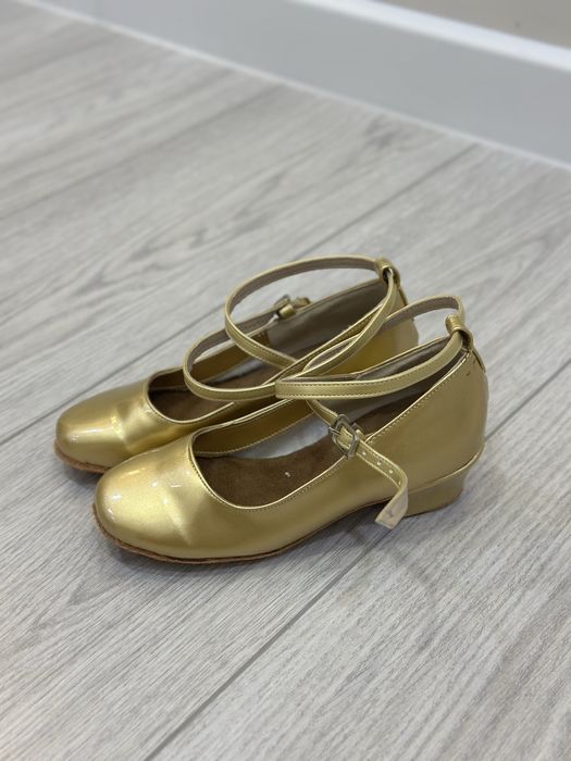 Туфли для танцы 27-28 размера