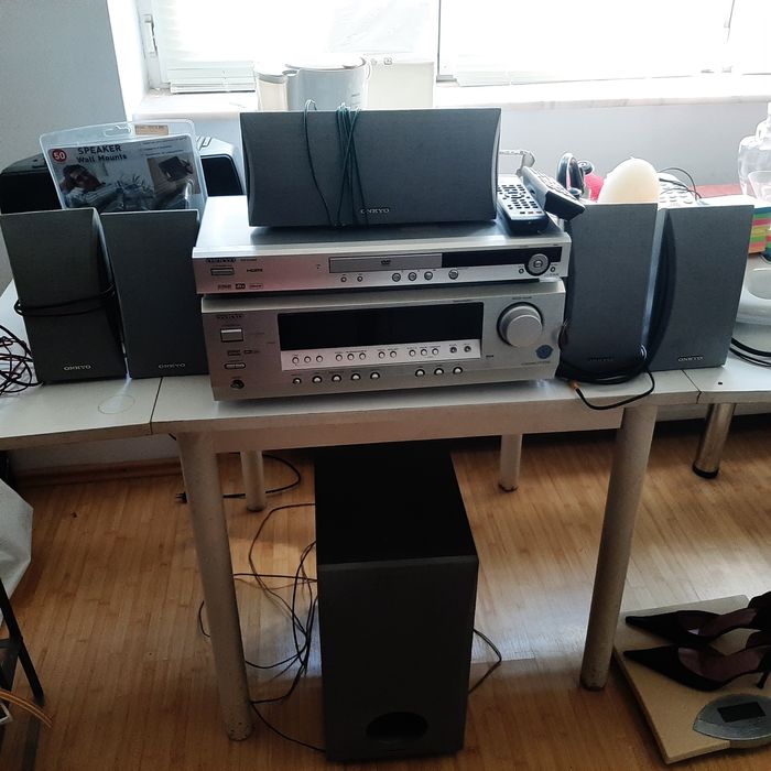 Amplificator ONKYO HT R340 cu boxe 5.1