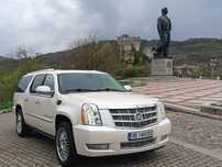 Cadillac Escalade Platinum кола под наем за вашето събитие!