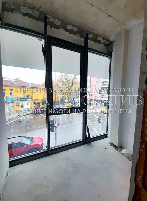 Продава се Офис в Пловдив, Кючук Париж - 180 кв.м за 2200 €/кв.м - Снимка #5