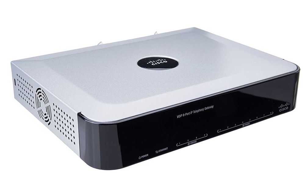 Adaptor telefonie IP Cisco SPA8000