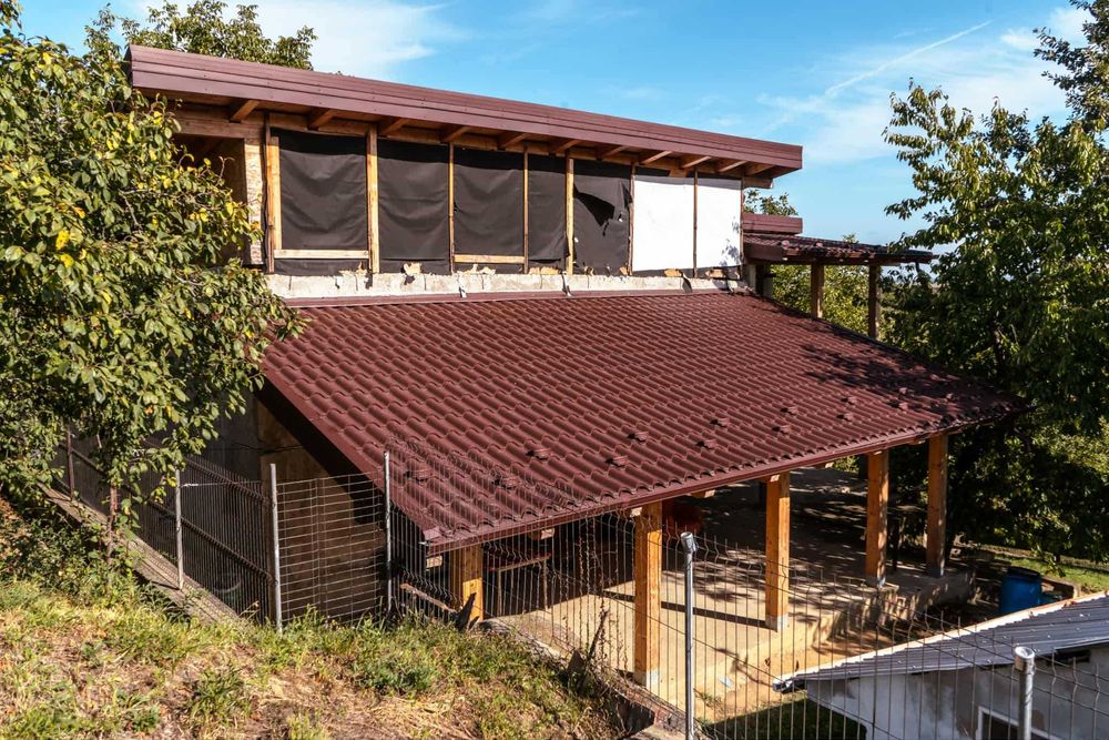 Casa cu etaj de vanzare in Osoi, Comarna
