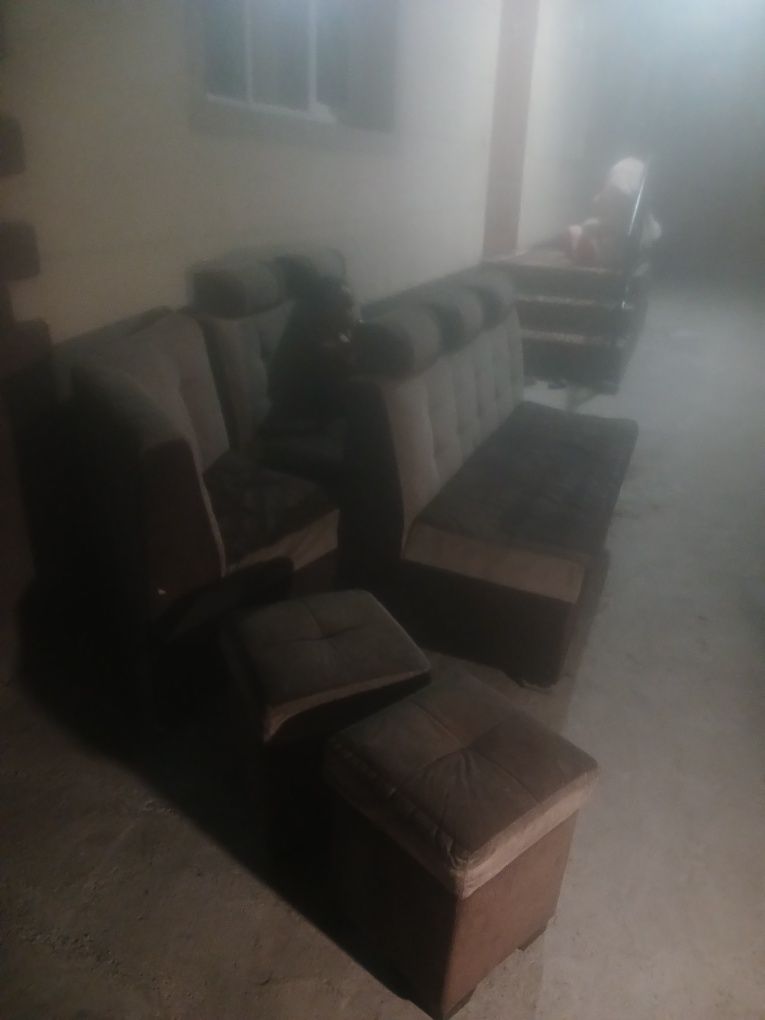 Oshxona mebili xolati  yaxshi