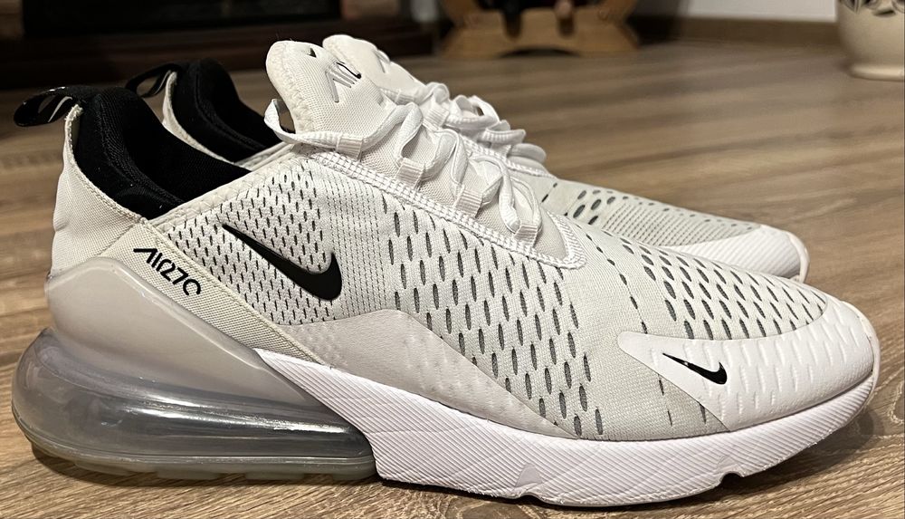Nike Air Max 270…. Marime 45