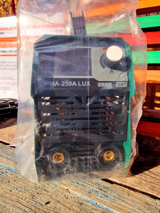 Срочно дёшево продам аппарат на 250А