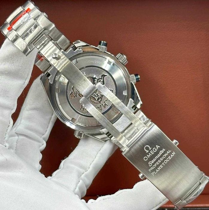 Кварцов мъжки часовник OMEGA Seamaster Planet Ocean Chronograph