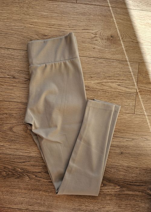Спортни клинчета SMFIT, Peach Pump и други