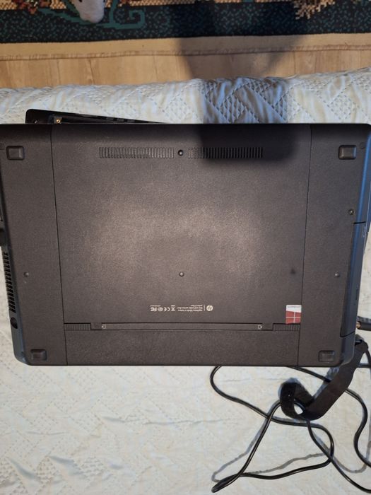 Vand Laptop Hp Probook 4740S  I5  cu ssd 240 gb  wind 10