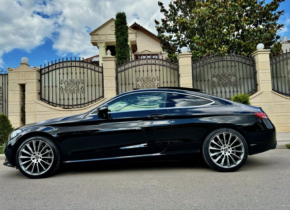 Vand Mercedes-Benz C-Class Coupé 2018 vand sau schimb