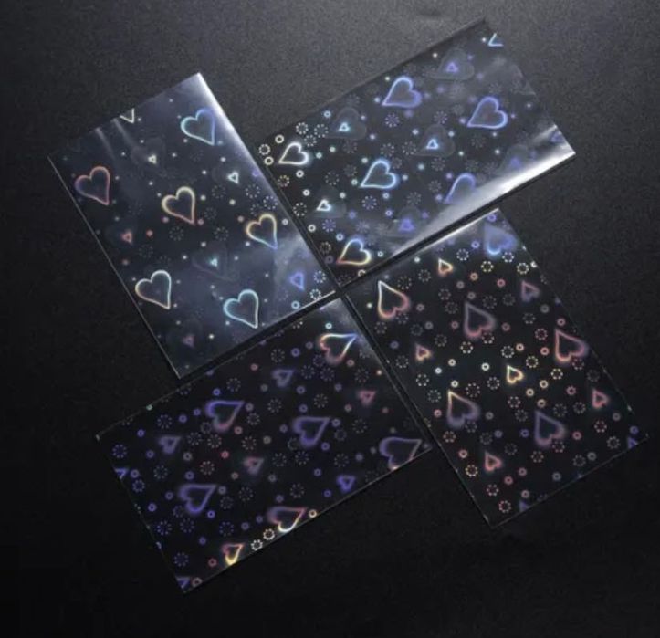 Протекторы для карт голографические с сердечками