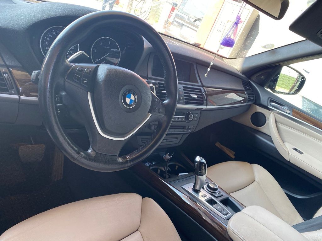 Bmw x5 e70 4.0d 2012