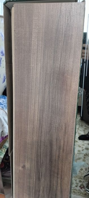 Срочно продам ламинат