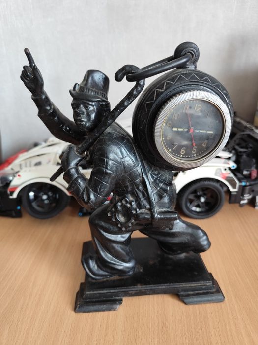 Часы "Хранитель времени" Касли 1960г.