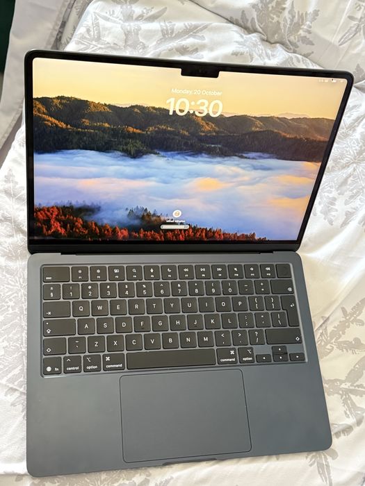 (гаранционен) Лаптоп Apple MacBook Air 13" M4 512GB Midnight