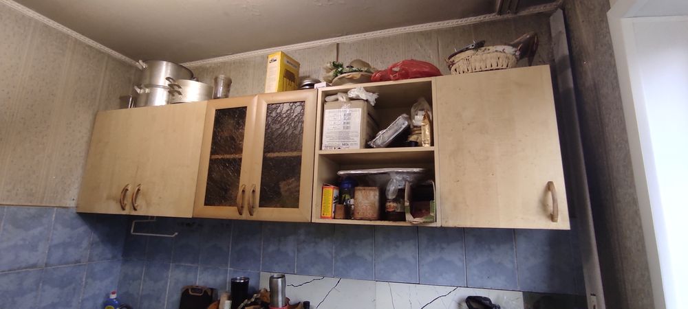 Отдам даром кухню без плиты