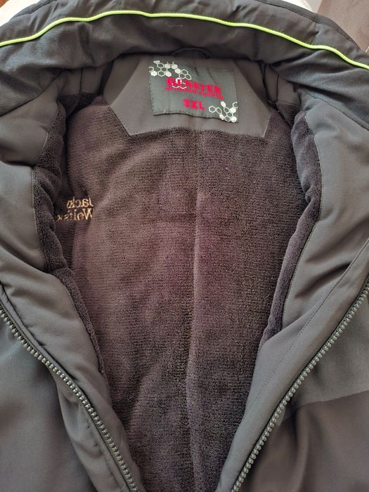 Geaca barbati purtata foarte putin