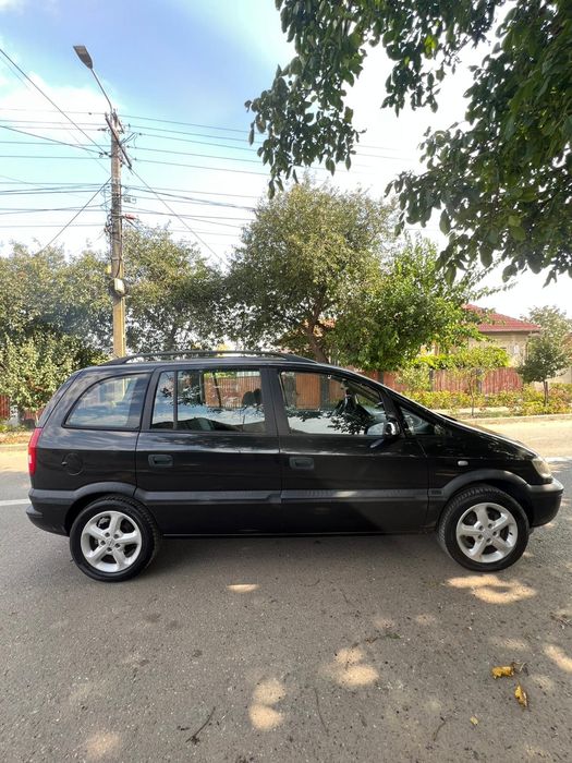 De vânzare Opel Zafira