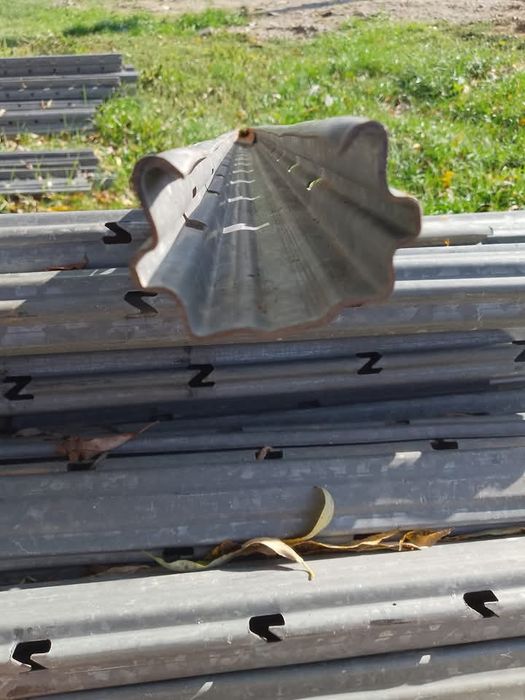 Stalpi de gard galvanizati