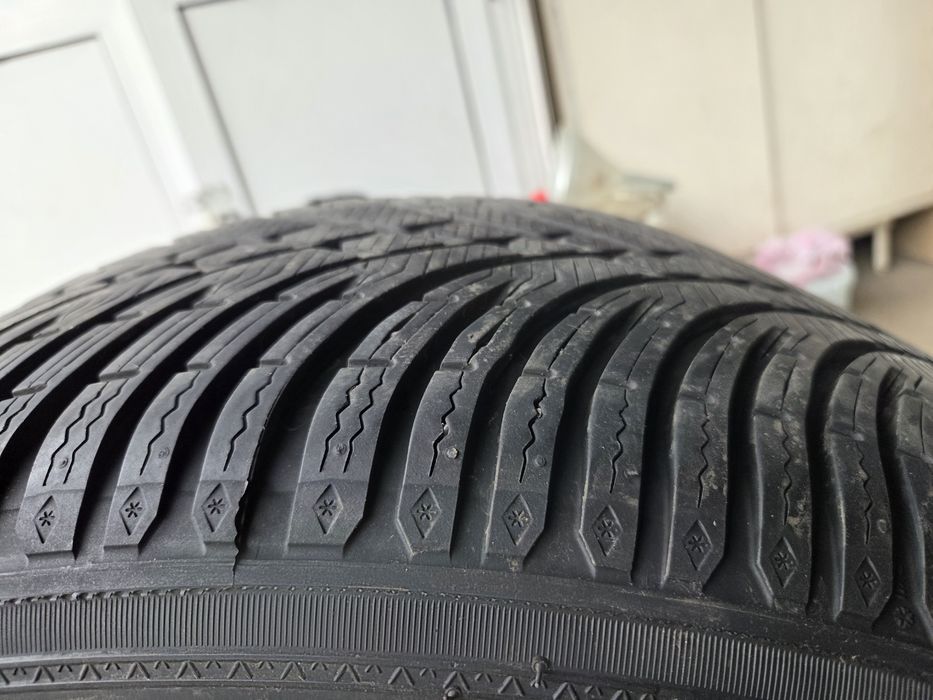 Anvelope iarnă 235/50/R19