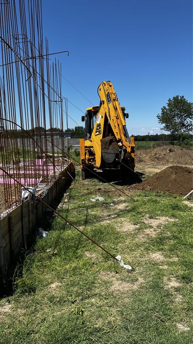 Închiriere / Închiriez buldoexcavator