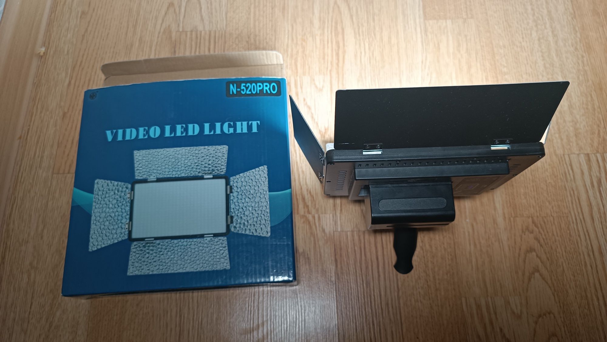 Led -свет,N-520 Pro
LED - осветите-5y ль, видеосвет Teyeleec N-520PRO