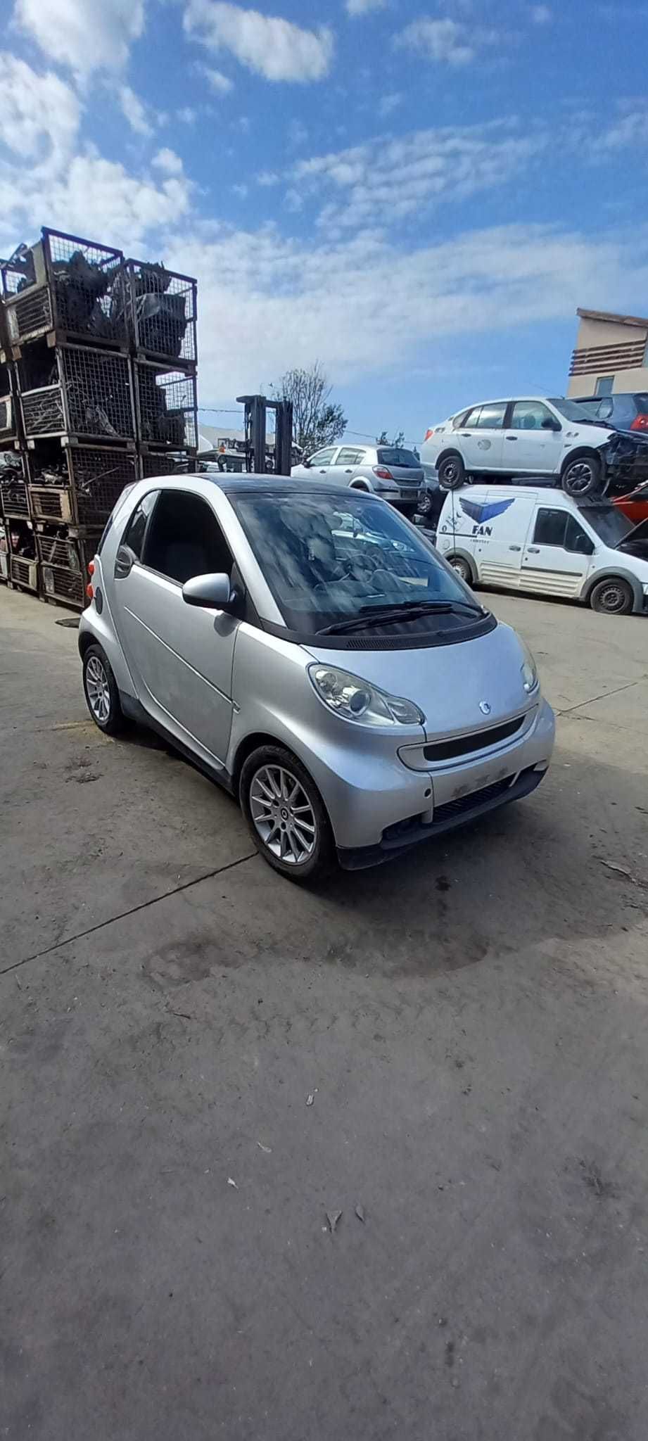 Smart FoRTWO COPUE  AN 2008  Dezmembrez/Dezmembram