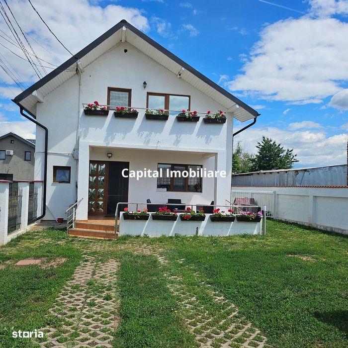Casa Strejnicu: 150m2, 3 dormitoare, 2 băi, 2 garaje