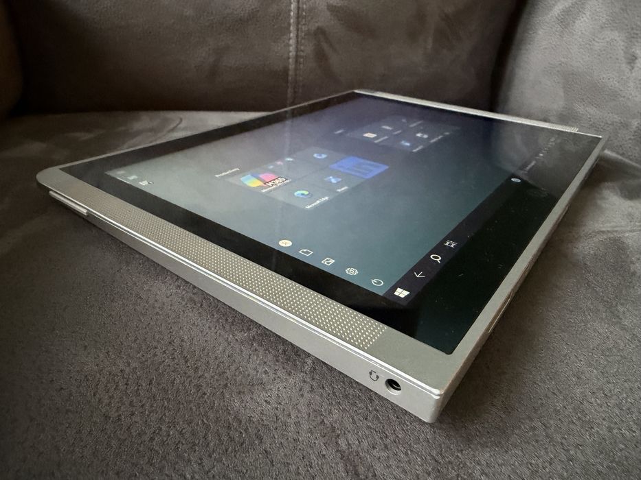 Tableta 2in1 HP X2 210 G2 Quad Core 128GB detasabila