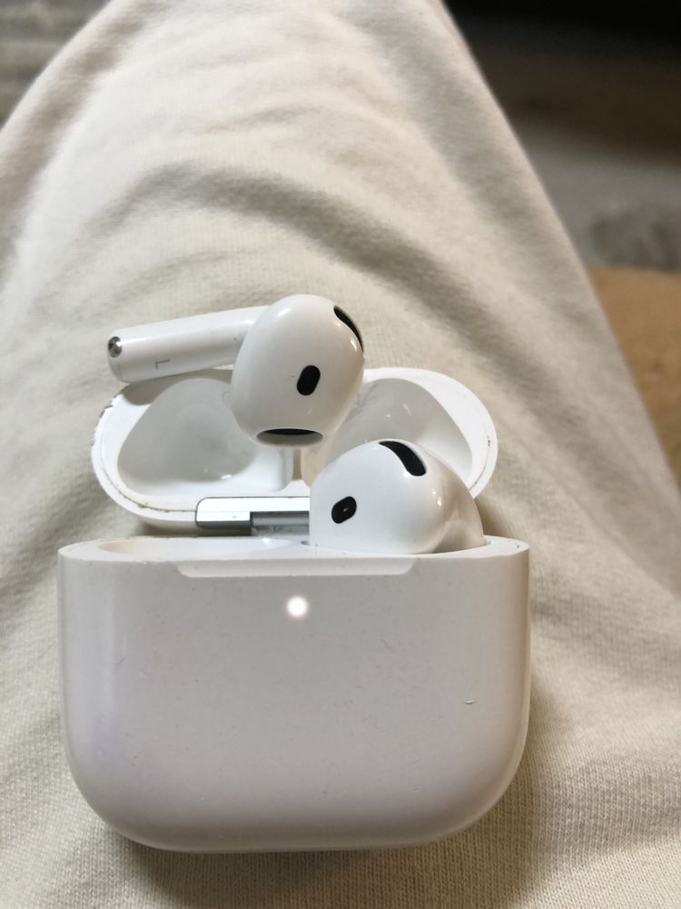 Apple Air pods4