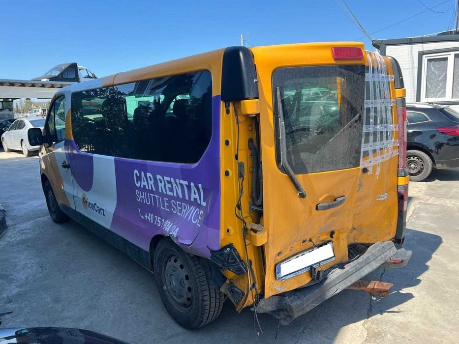 Opel Vivaro 2017 • 9 Locuri • 1.6 CDTI 145CP • Avarie Spate