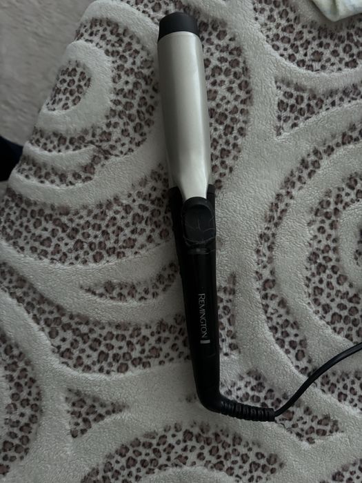 Маша за коса Remington за букли