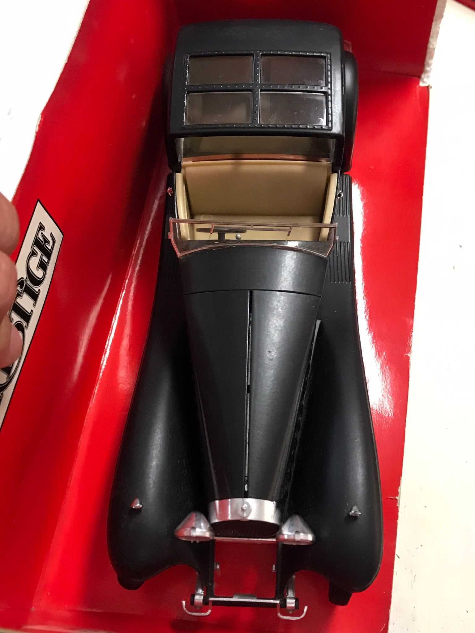 Macheta auto rara Bugatti Royale Solido Prestige scara 1/21