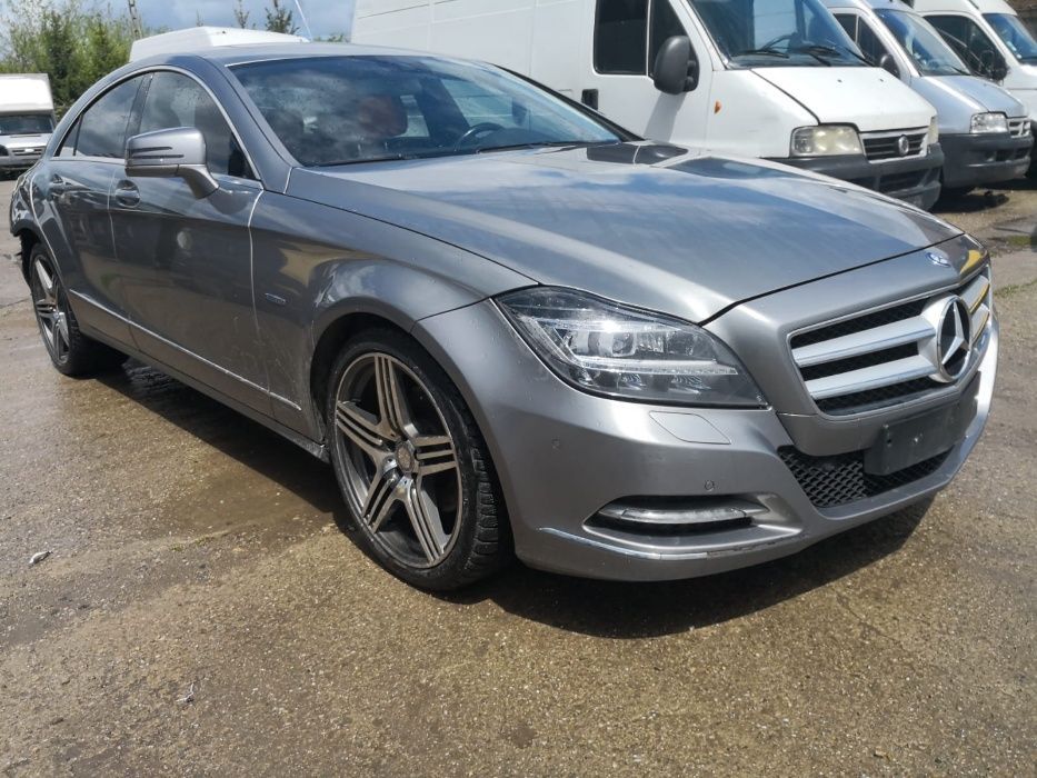 dezmembrez cls 220 BLUETEC 250 4MATIC 350 CDI 4MATIC w218 2011 2012