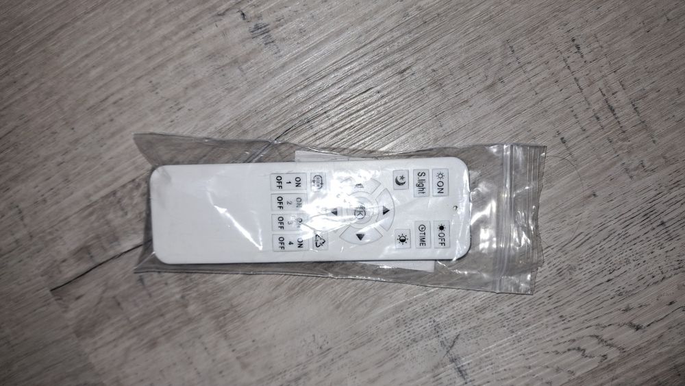 Lampa led cu telecomanda